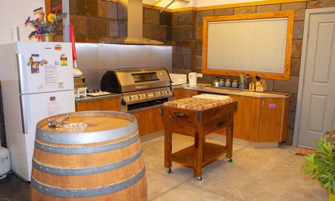 Kimba Ski Chalet | Chrissie's Dongara