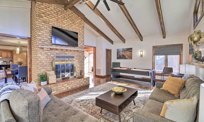 Christiansburg House | Christiansburg Home ~ 12 Mi to Virginia Tech!