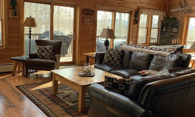 Old Forge Ski Chalet | Christmas in Old Forge Available Now! Fully Decorated House!