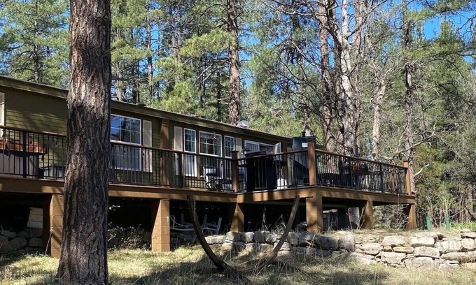 Payson House | Christopher Creek 3 bdrm mountain house, peace and views with private hot tub.