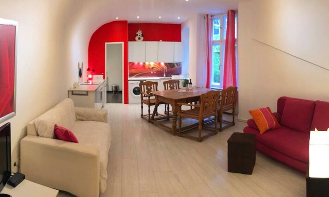 Schoeneberg Apartment | City- Apartment 'Classic- central location, very central