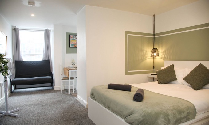 Liverpool City Centre Apartment | City Centre Weekly/Monthly Discount