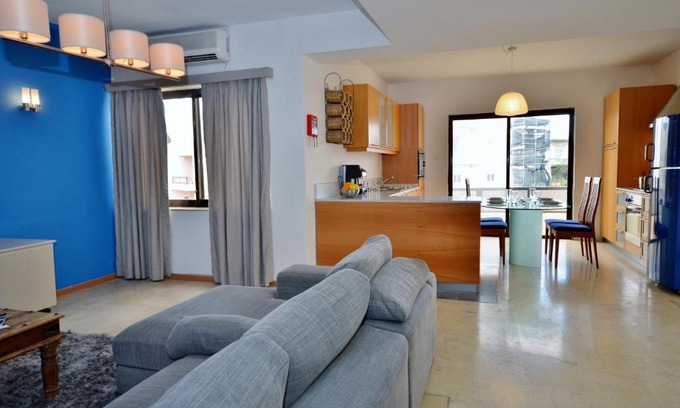 Swieqi House | City Living Suite Tk 3 Rm 2