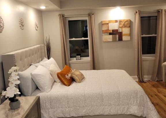 Fairmount Apartment | City vibes