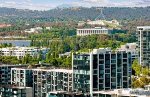 Reid Apartment | City-Views-Stylish-2bed2bath