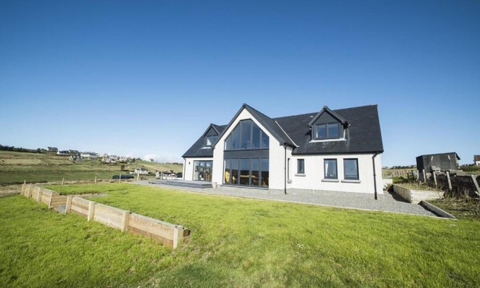 Isle of Lewis House | Clach Gorm