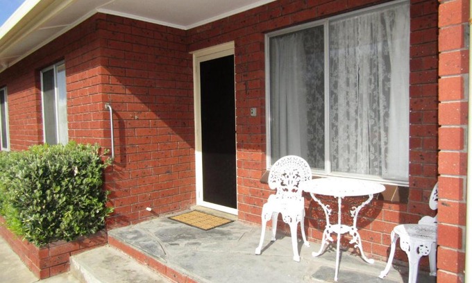 Melville Apartment | Clan Ranald Holiday Unit 1