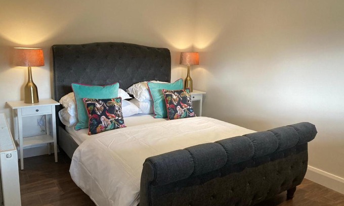 Sallins House | Clara Lodge