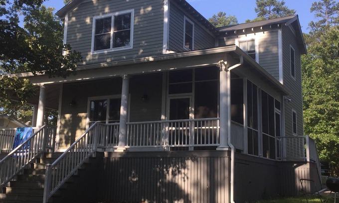 Lincolnton Cabin | Clarks Hill Lakefront Cabin aka J. Strom Thurmond Lake always has deep water!