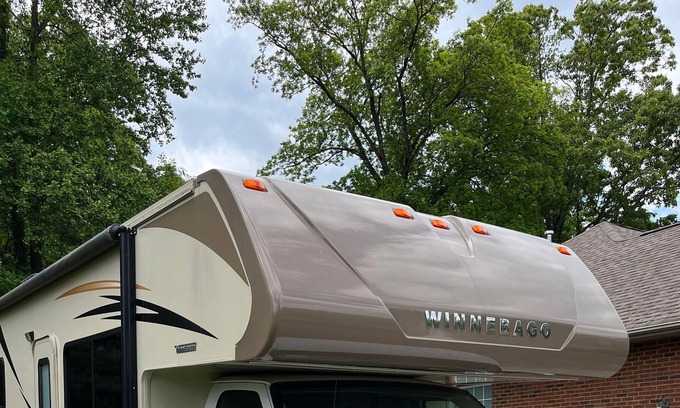 Seymour House | Class-C Smoky Mtn Adventure - 2016 Winnebago Spirit (aka Minnie Winnie)