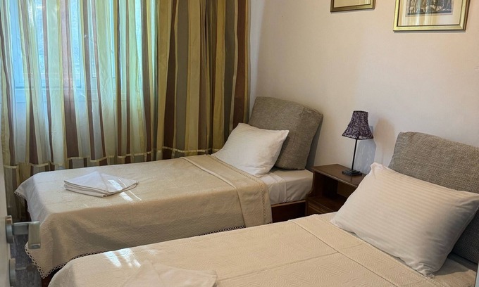 Sivritos Apartment | Classic 3-bedrooms apartment with swimming pool in Meronas