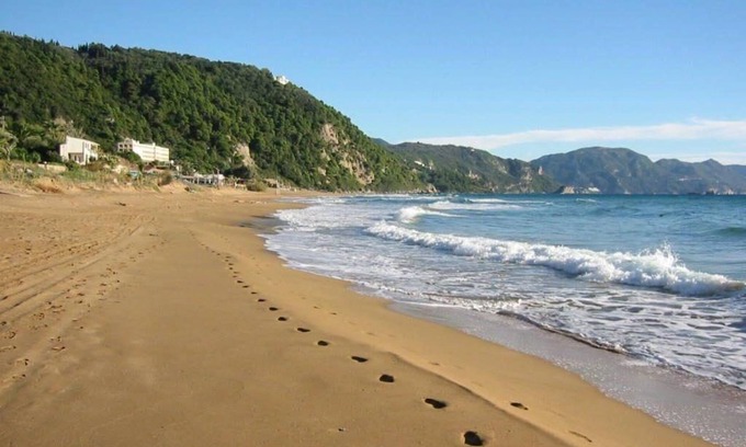 Vassilatika Villa | Classical Villa Anta near Ermones Beach