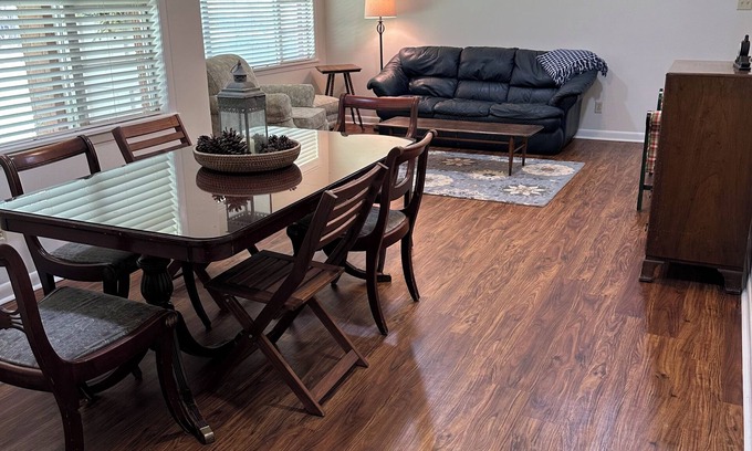 Nacogdoches House | Clean & Comfortable Home in the Pines - 3-bedroom, 2-bath home, family-friendly