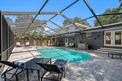 Largo House | Clearwater 2 story pool home mins from the beach