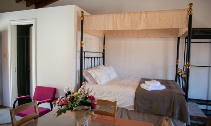 Lofou Apartment | Cleo's Inn