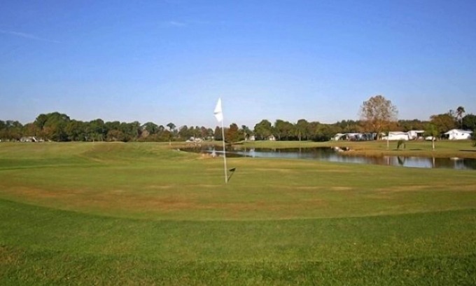 Clermont RV Rental | Clerbrook Golf & RV Resort - Caravan Park