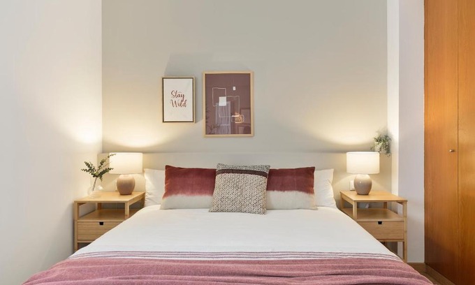 Sants-Badal Apartment | Click&Flat Sugranyes
