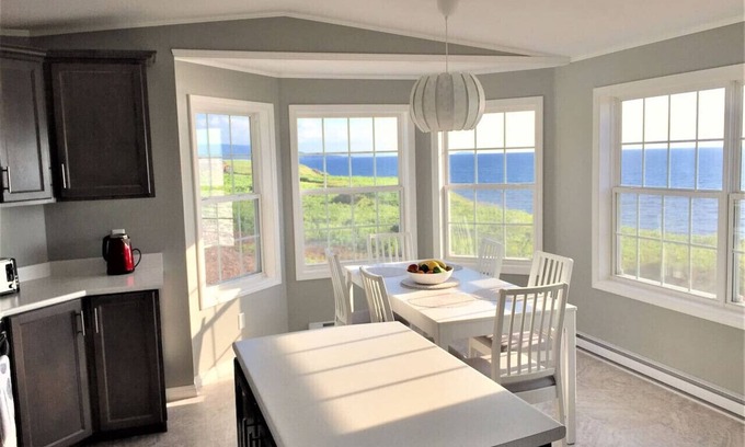 Cap Le Moine House | Cliff-top Comfort near Cheticamp