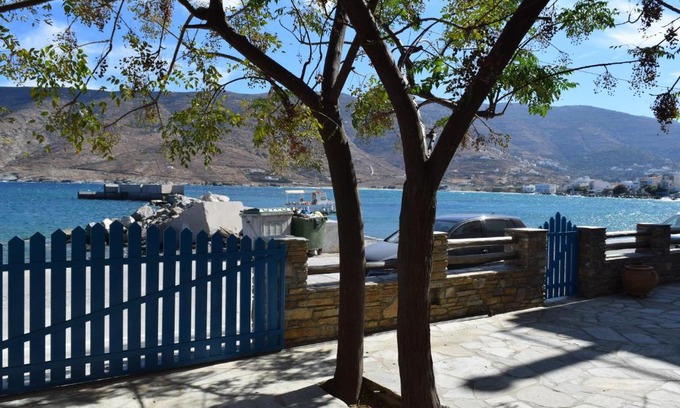 Ormos Korthiou House | CLIO'S BEACH HOUSE - DELUXE BEACH FRONT PROPERTY