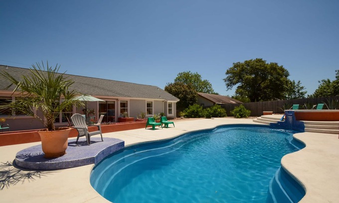 Kyle House | Close to Austin, San Antonio and the Hill Country