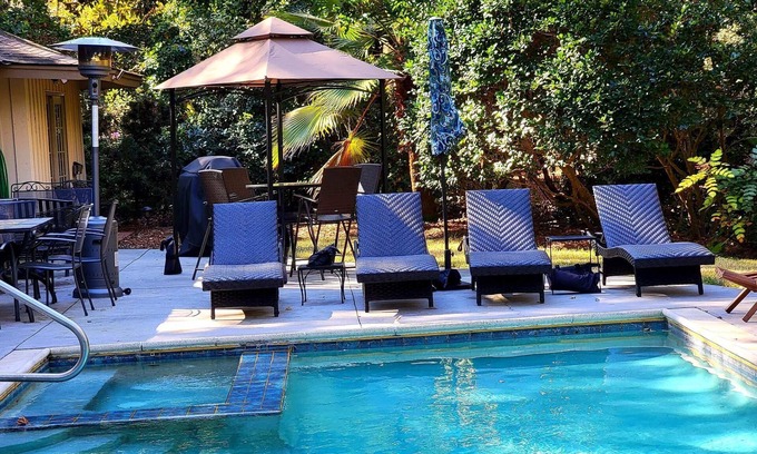 Heritage Woods House | Close to Beach with a Large Private Pool that can be heated. Paradise in HHI!