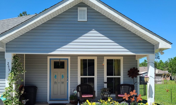 Bay St Louis Apartment | Close to Beach and so affordable! Too many amenities to list!