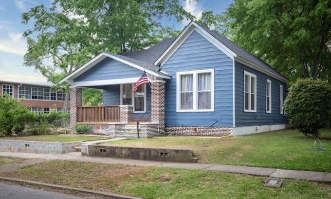 Crestline Heights House | Close to Dining and Airport - East Lake Update