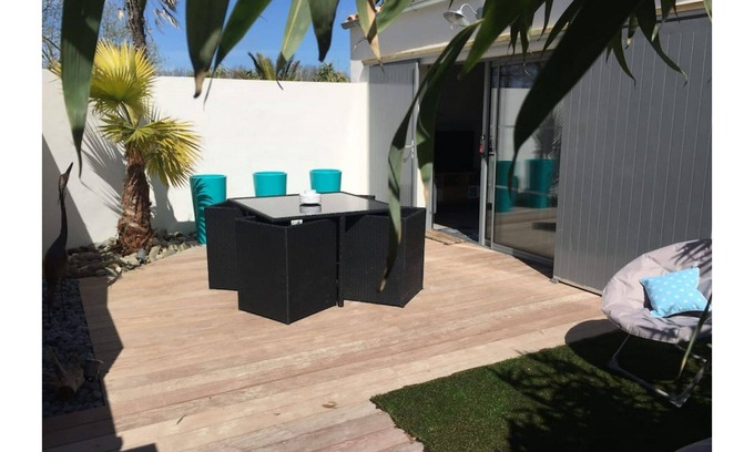 Saint-Pierre-d'Oleron Cottage | CLOSE TO THE BEACH, IN A RURAL SETTING