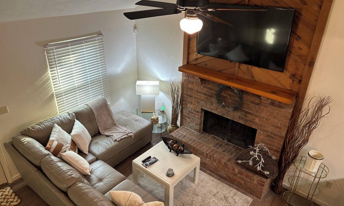 Tallahassee House | CLOSE TO FSU, FAMU, RESTAURANTS AND ALL CULTURAL EVENTS AROUND TALLAHASSEE!