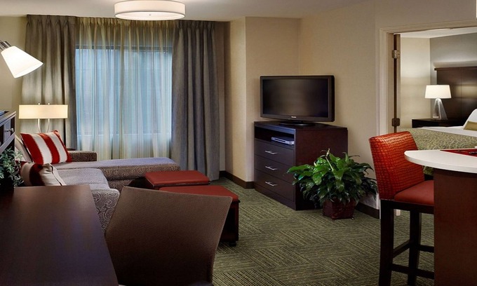 Lanham Apartment | Close to Metro & Amtrak Station | 24 Hour Business Center + Fitness Center