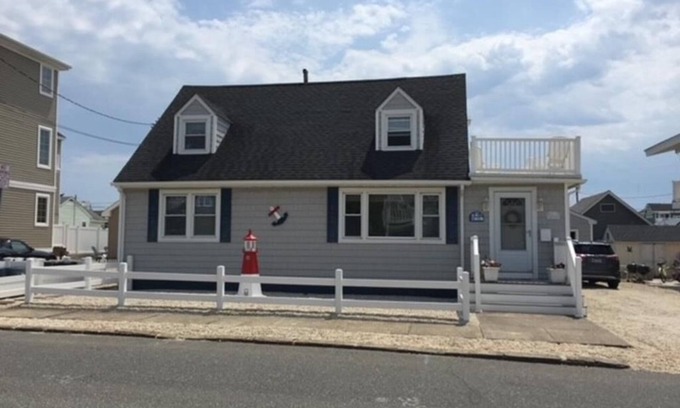 Beach Haven Crest House | Close to Ocean in the Crest