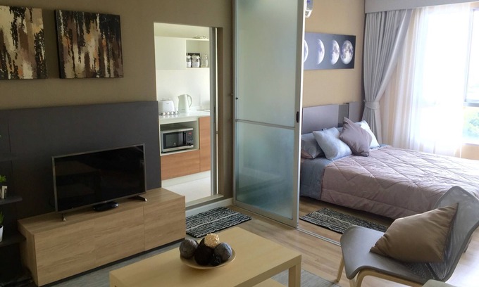 Prawet Apartment | Close to Suvarnabhumi Airport, Spacious modern studio with wifi, IPTV, Coffee