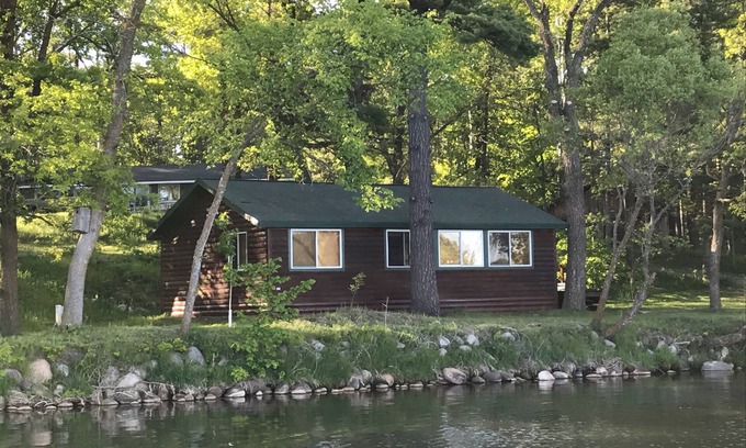 Akeley Cabin | Close To The Lake - 5th Cleanest and Clearest Lake, study by University of MN