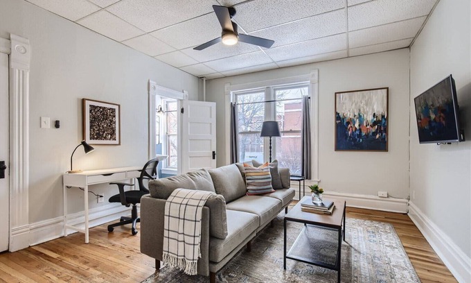 City Park Apartment | Cloud by Modern Midstay/1 Block to City Park #C5