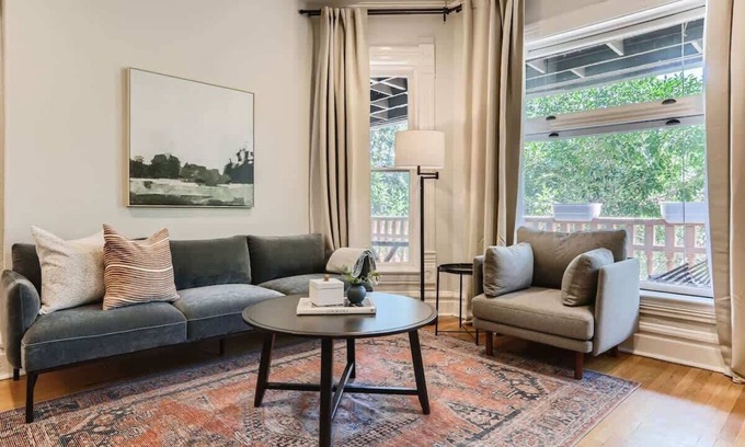 City Park Apartment | Cloud by Modern Midstay 1 Block to City Park #C8