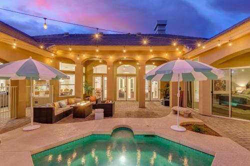 Circle G at Riggs Ranch House | Cloud Chandler