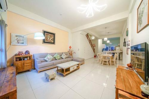 Jiaoxi House | Cloud room