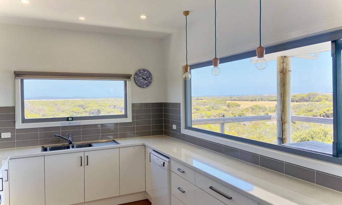Warrenben House | Cloudbreak Marion Bay