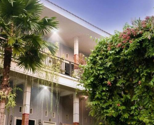 Probolinggo House | Clover Homestay