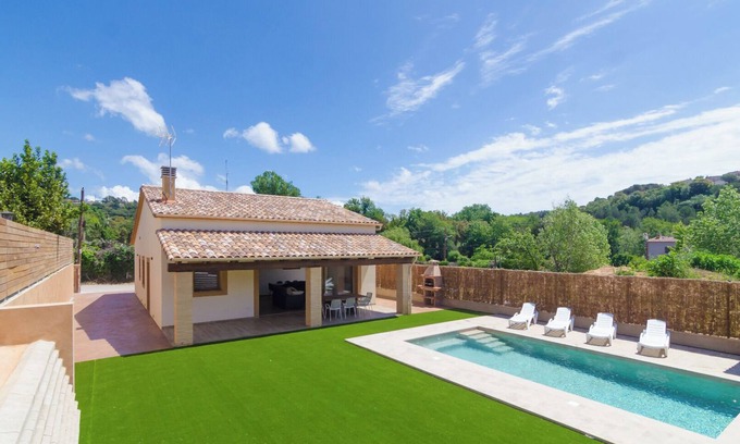 Vidreres Villa | Club Villamar - Stunning new villa in Aigua Viva Park near Lloret de Mar, featuring a private poo.