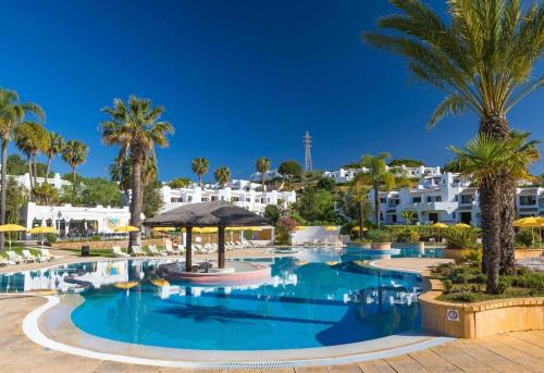 Alpouvar Apartment | Clube Albufeira - 2BR Pool, Kids Club & Family Fun