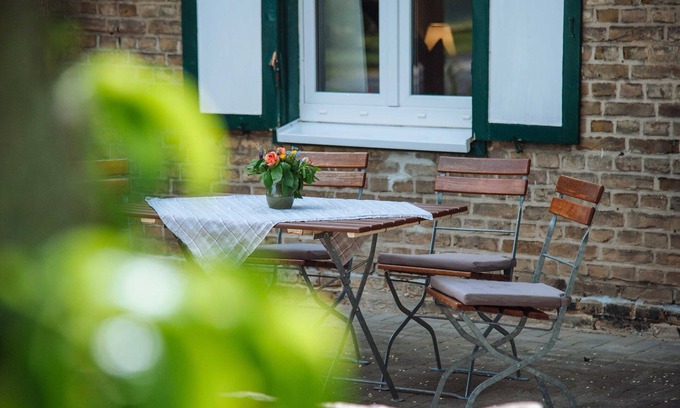 Potsdam Nord Apartment | Coach house 2-person apartment with private garden access - Apartmenthaus Kaiser