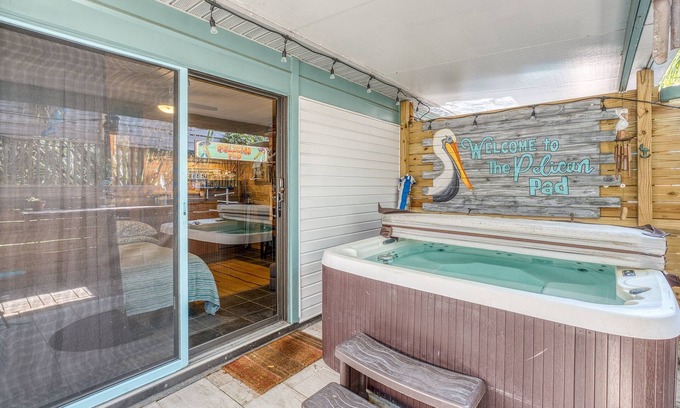 Walsingham Apartment | Coastal Bliss with hot tub - 4 miles to beaches