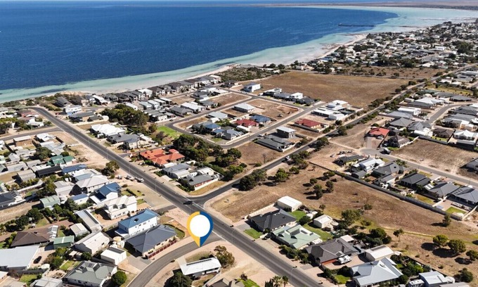 Port Hughes House | Coastal Break - Peaceful 3 BR Home Near the Beach