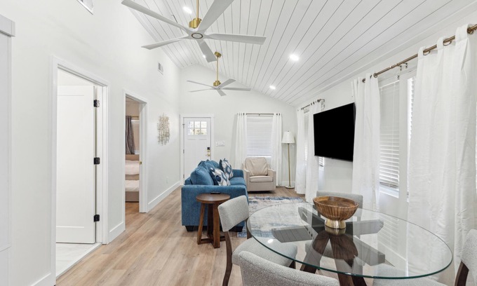 Edisto Island House | Coastal Charm Near Edisto Beach