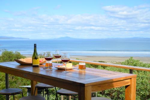 Coles Bay House | Coastal Escape ~ a sublime retreat!