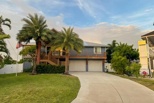 Saint James City House | Coastal Escape