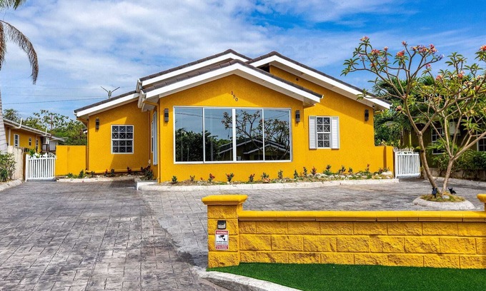 St. Ann's Bay House | Coastal Pleasures Unit C