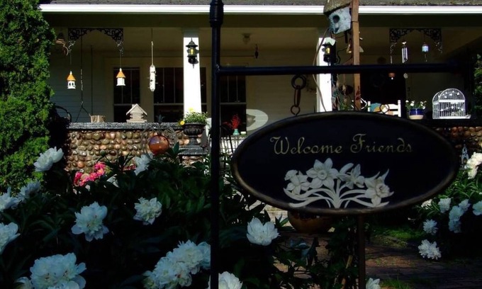 Birchwood Bed & Breakfast | Cobblestone Bed and Breakfast