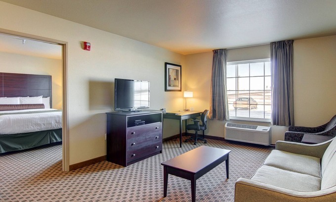 Steele Hotel | Cobblestone Inn & Suites - Steele
